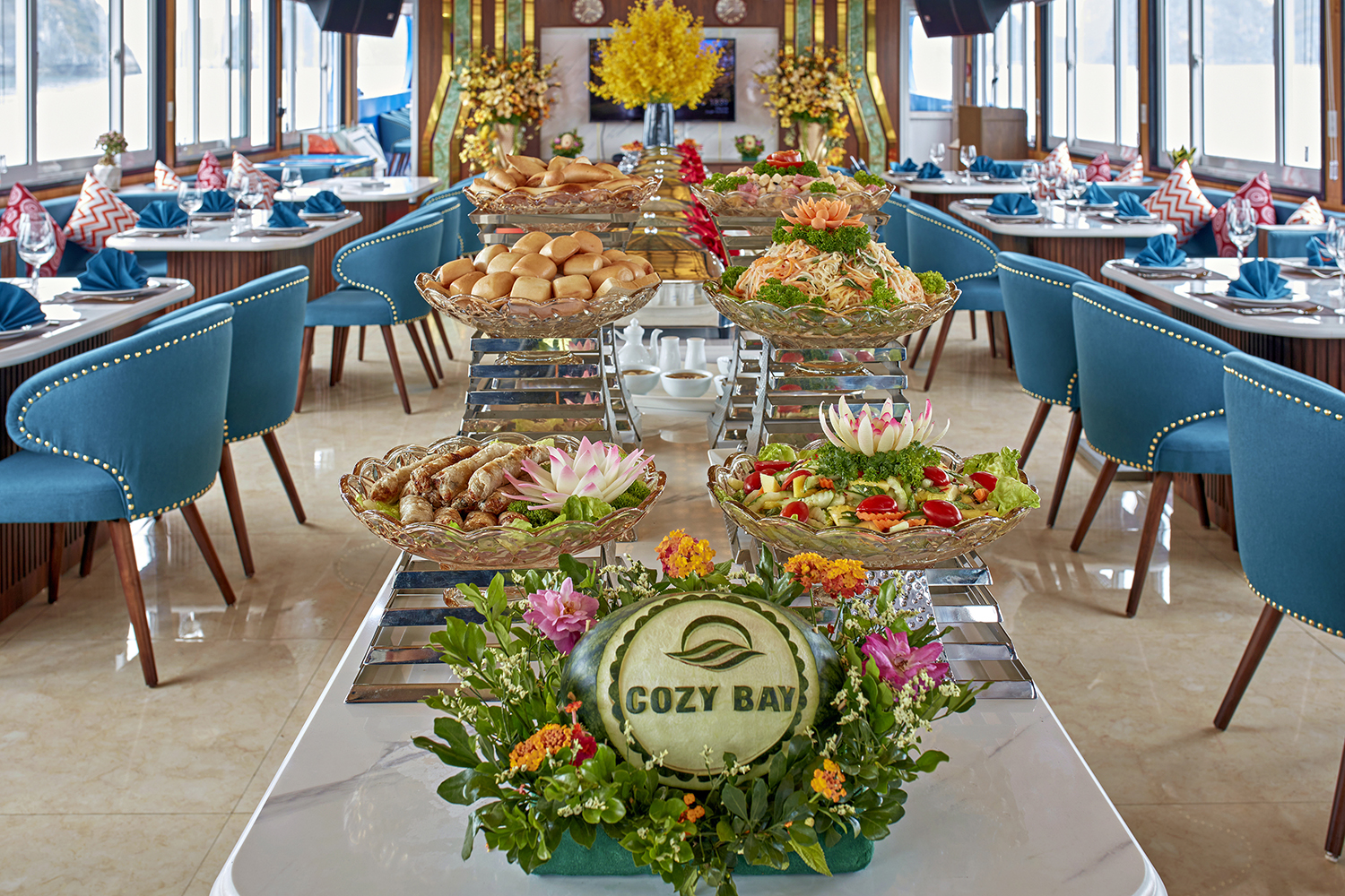 Food Cozy Bay Cruise-Halong Luxury Day Cruise, Du Thuyền Cozy Bay Premium Cruise Halong Bay.