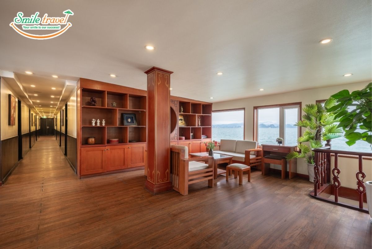 lounge-amanda-premier-cruise-smiletravel