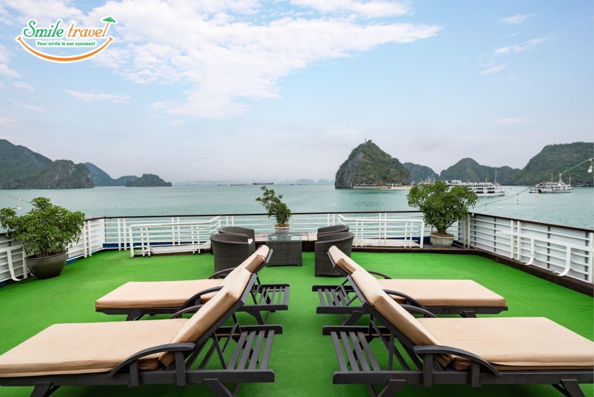 sundeck-amanda-premier-cruise-smiletravel