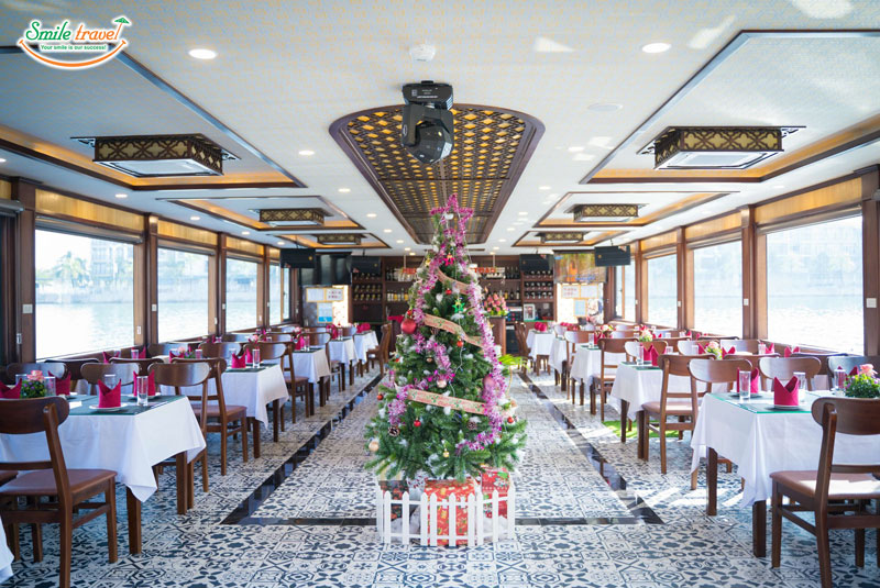 Restaurant-Stella-Maris-Cruise 5* Halongbay-Vietnamhalongbay.com