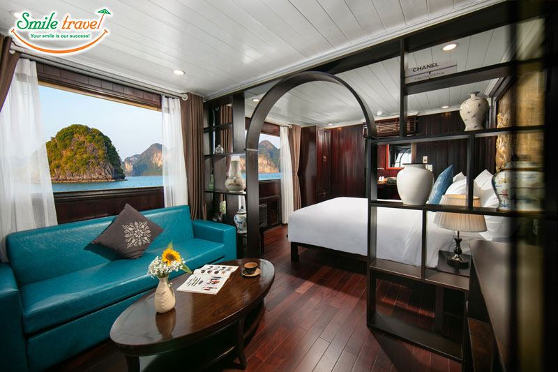 Suite cabin La Regina Classic Smiletravel1 Halongbay