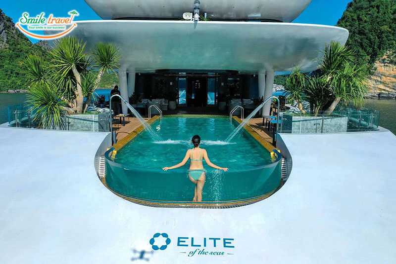 Pool Elite of the Seas Smiletravel