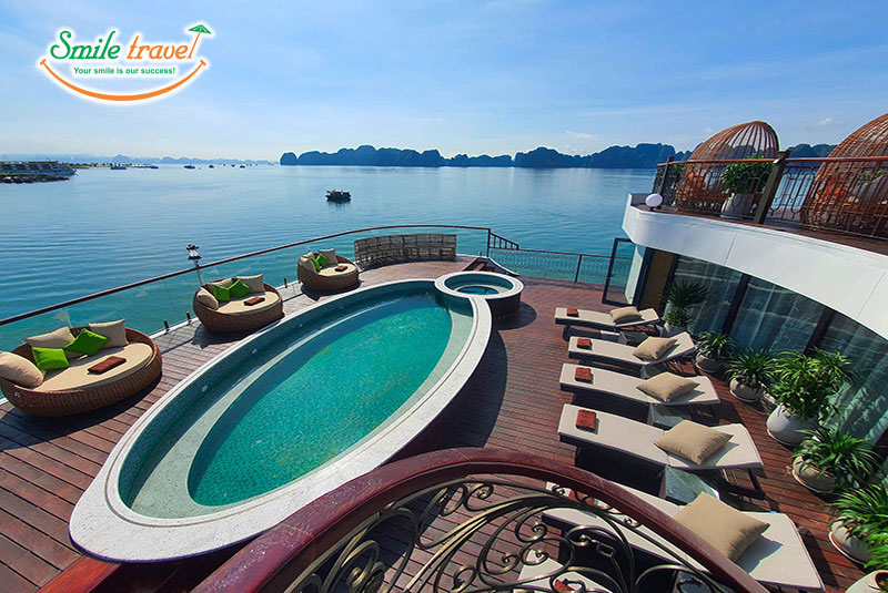 Swimming Pool Indochine Premium Smiletravel