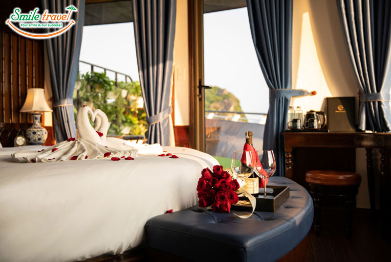 Honeymoon vip suite La Casta Regal Cruise Smiletravel