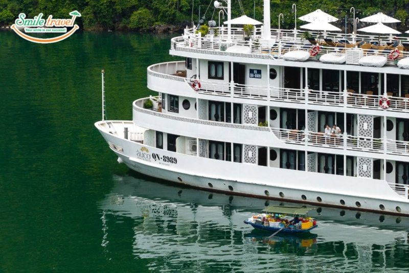 du thuyền Âu Cơ 5 sao