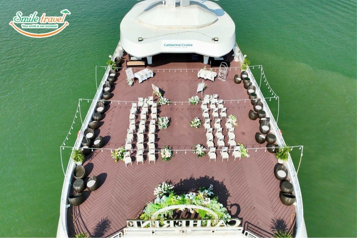 wedding-catherine-cruise-halong-smiletravel