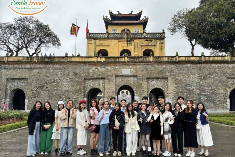 doan-mon-hoang-thanh-thang-long-smiletravel