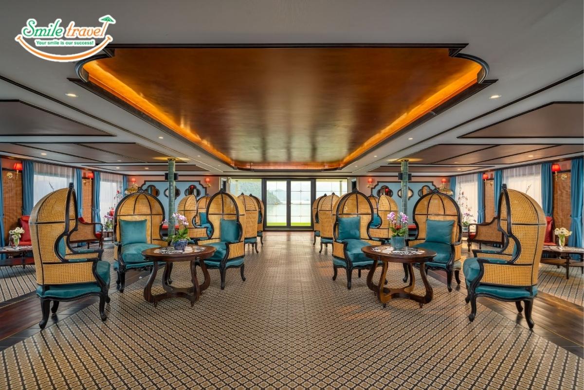 lounge1-indochine-grand-cruise-smiletravel