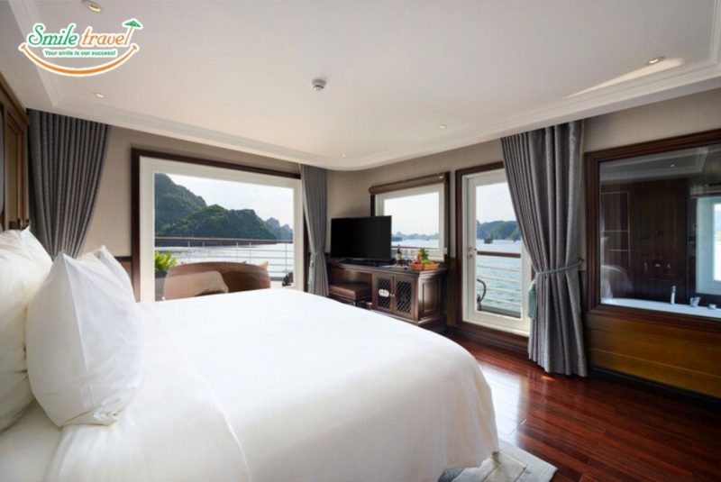 captain's-view-suite-paradise-grand-cruise-smiletravel