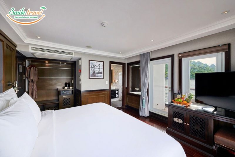 grand-balcony-suite-paradise-grand-cruise-smiletravel