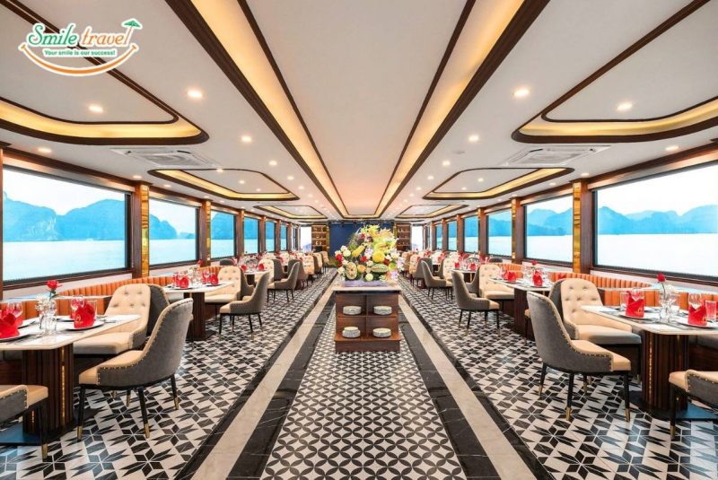 nhà hàng du thuyền Ambrose