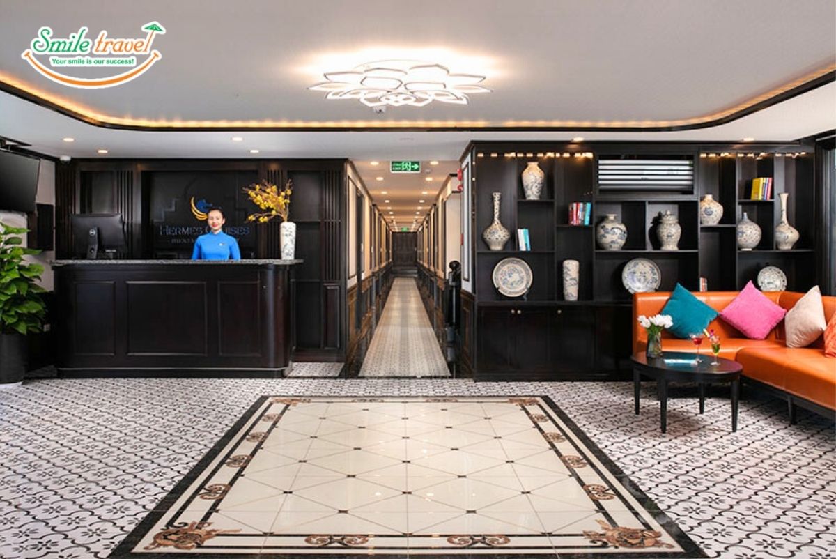 lounge-hermes-cruise-smiletravel