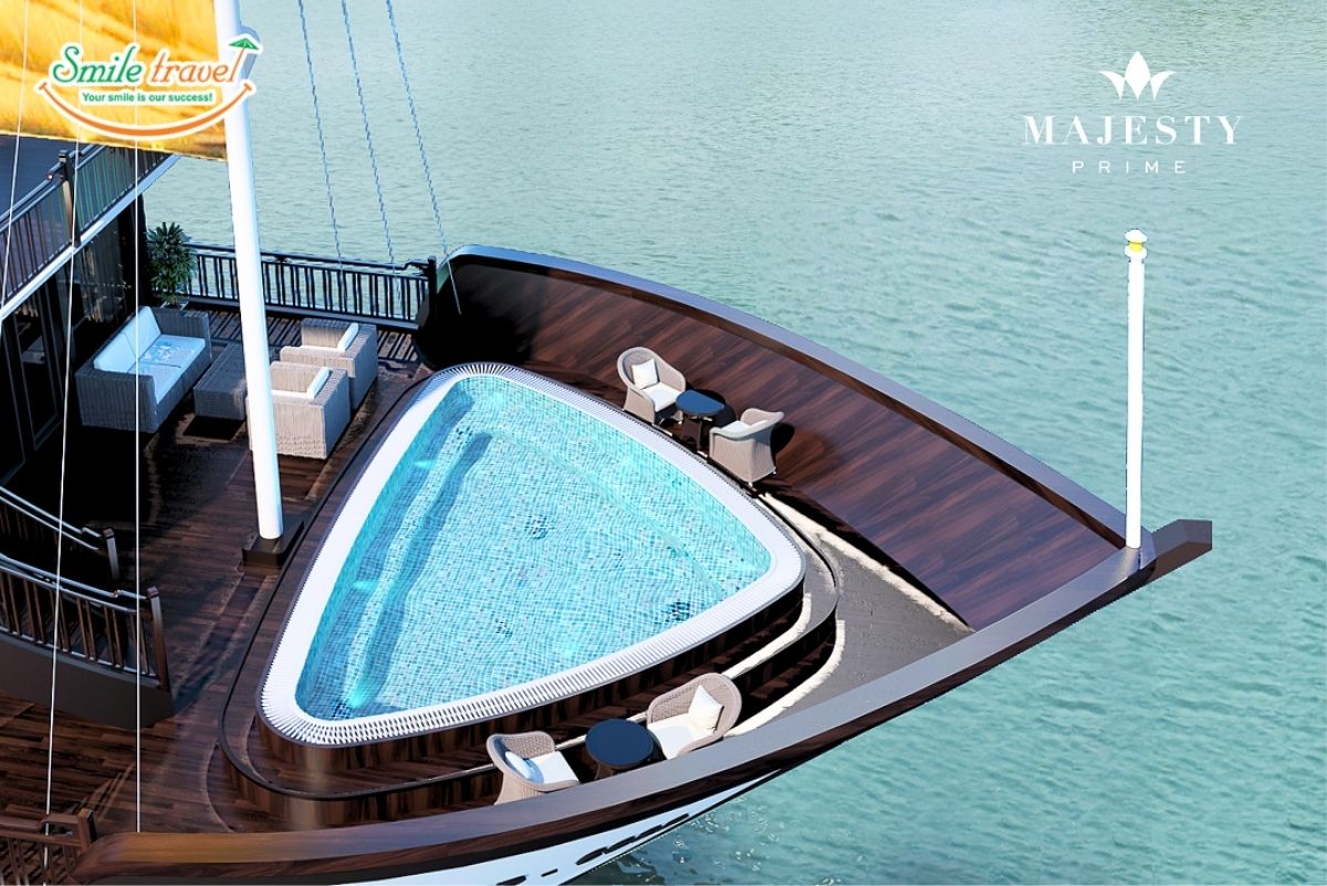 pool-majesty-prime-cruise-smiletravel