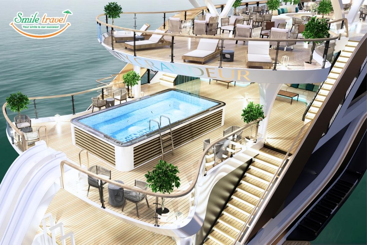 pool-serenity-grandeur-cruise-smiletravel