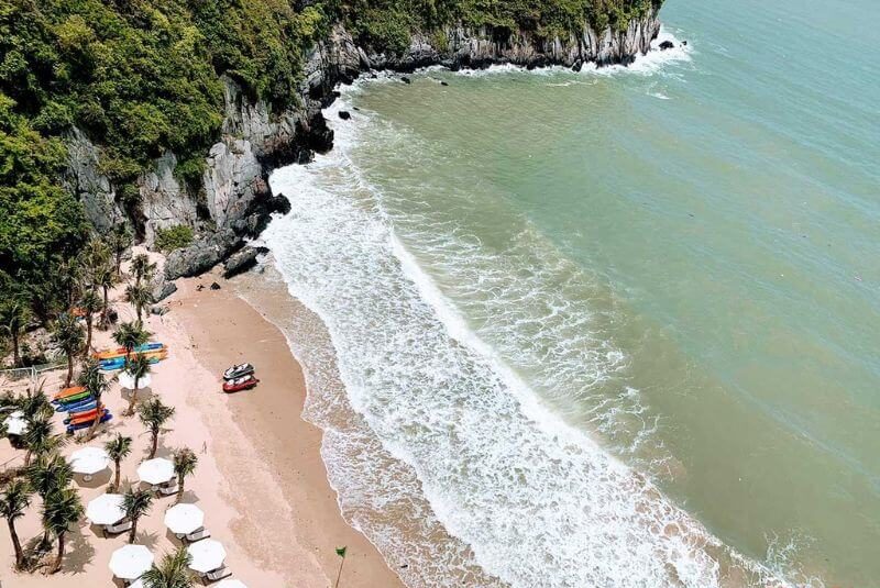Bãi Biển Cát Bà