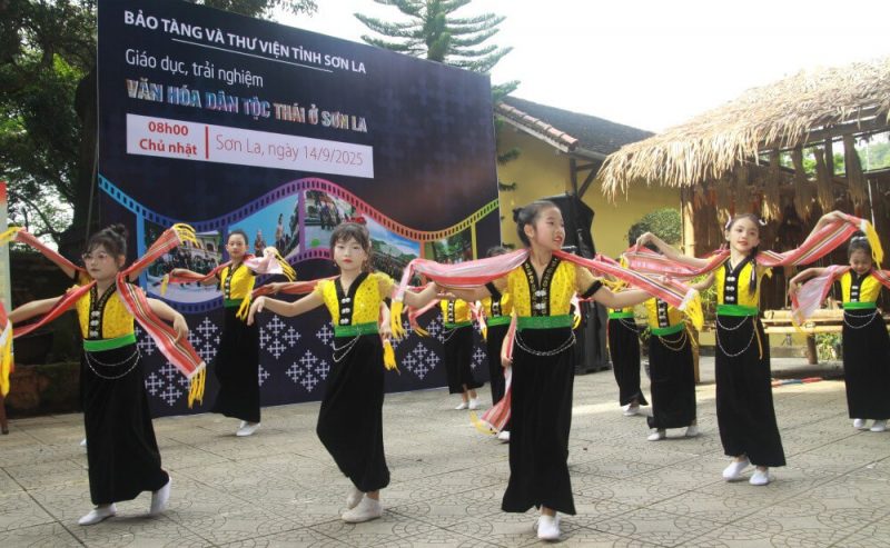 Trải Nghiệm Văn Hóa Thái