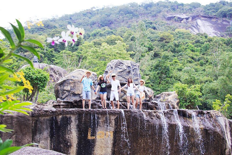 Suối Hoa Lan