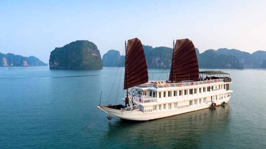 Du thuyền Garden Bay