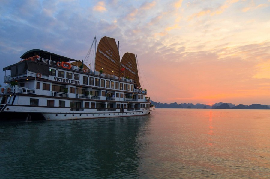 Du Thuyền Victory 5 Sao