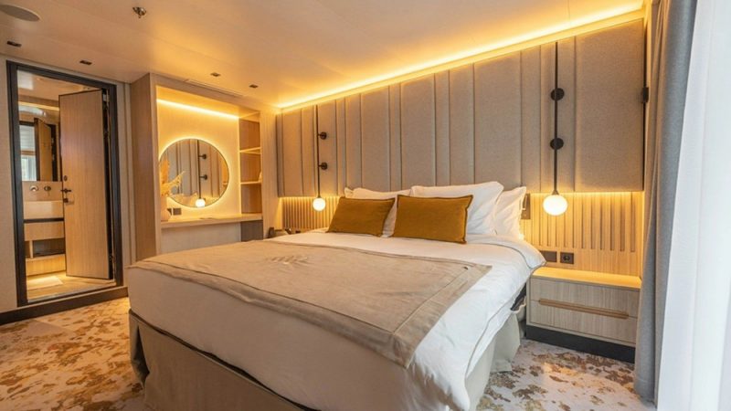 Phòng ngủ du thuyền diana 5 sao