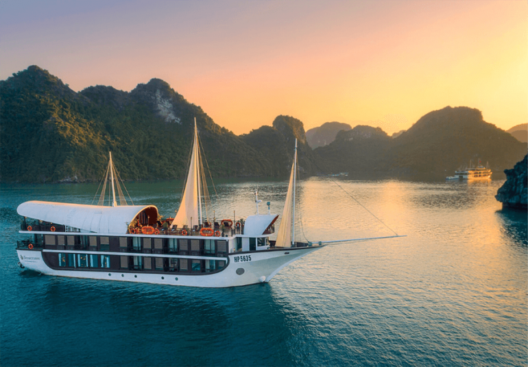 Du thuyền Sena cruise