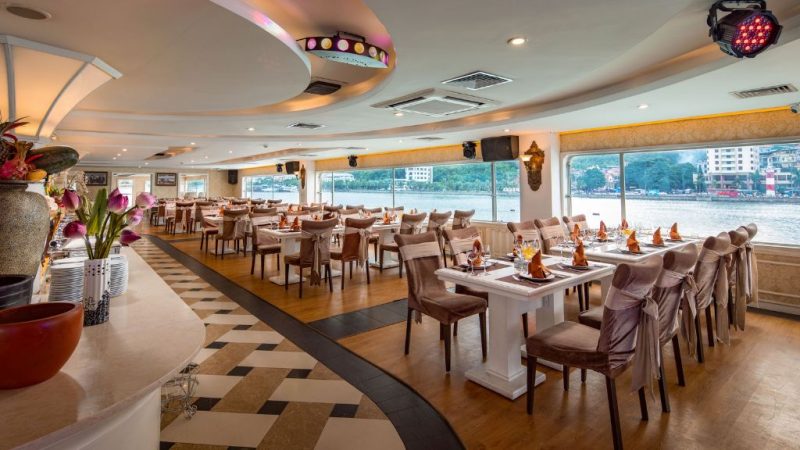 nhà hàng Du thuyền Princess Hạ Long