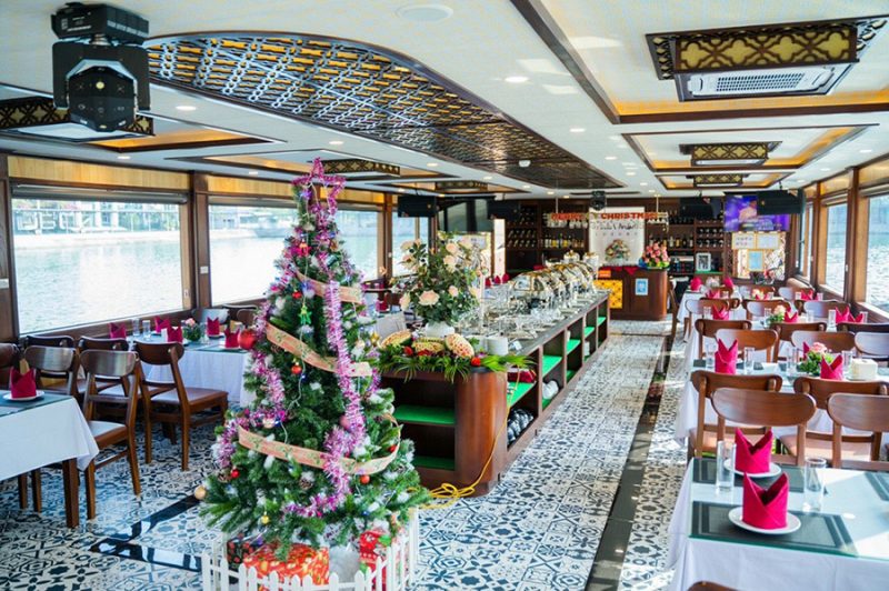 nhà hàng Du thuyền Stella Maris