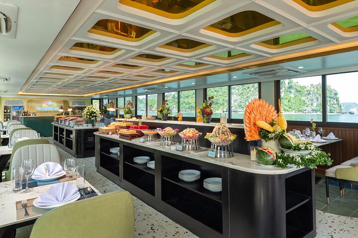 nhà hàng Du thuyền Tropical Cruise