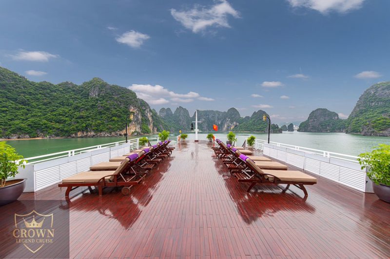 sundeck Du Thuyền Crown