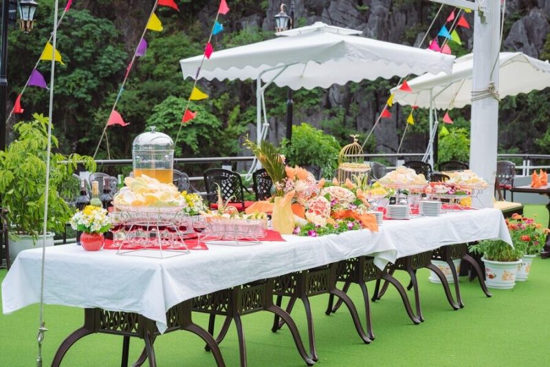 tiệc ngoài trời Du thuyền Apollo cruise