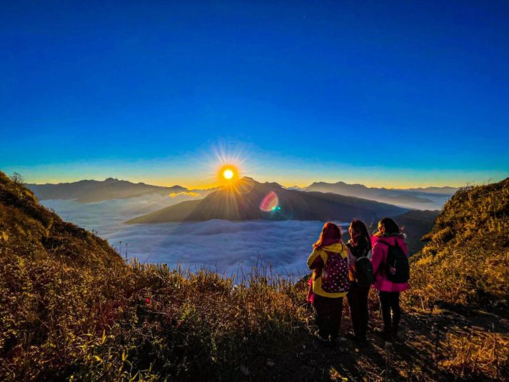 Bình minh & hoàng hôn y ty