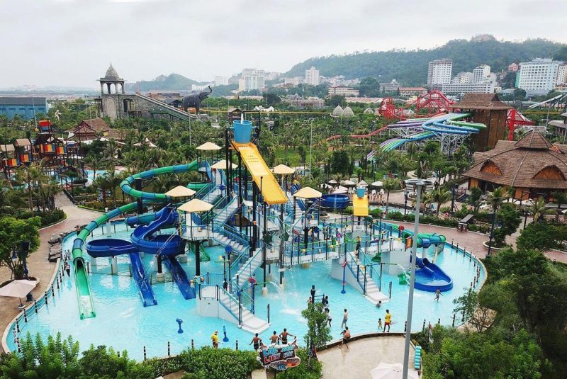 Công viên nước – Typhoon Water Park