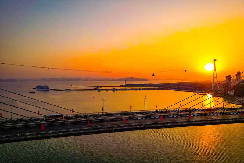 Ngắm hoàng hôn - Cầu bãi cháy