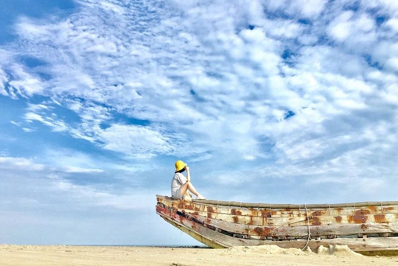 checkin- biển trà cổ