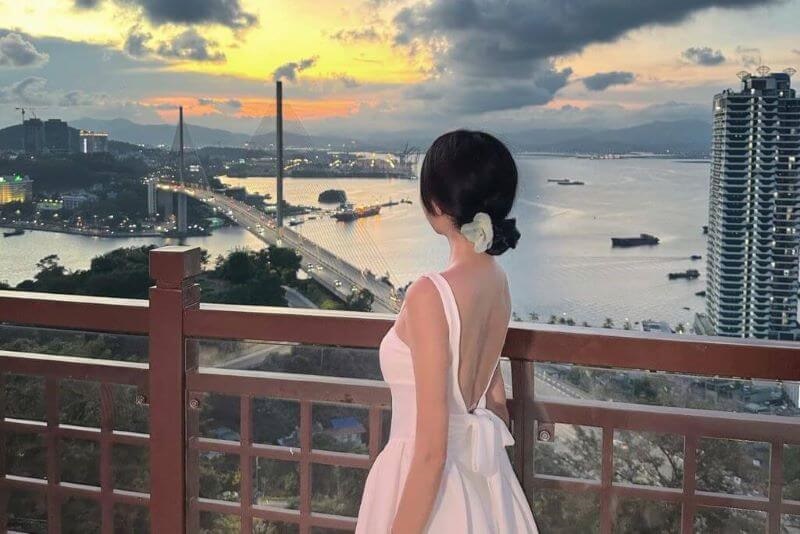 checkin cầu bãi cháy