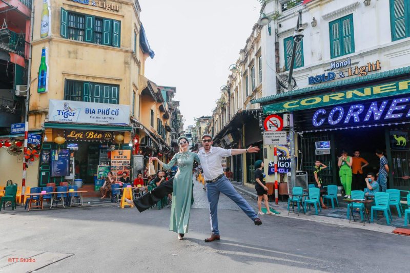 Dạo phố và chụp ảnh