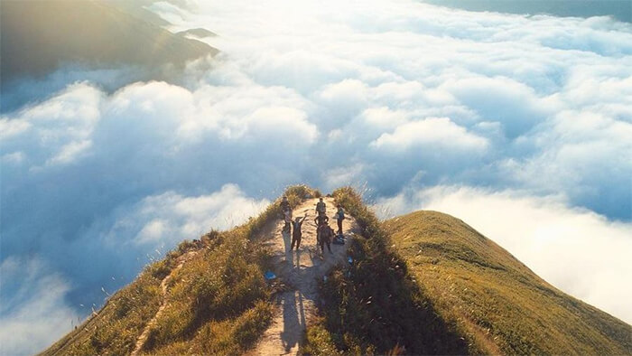 Sống Lưng Khủng Long siêu săn mây