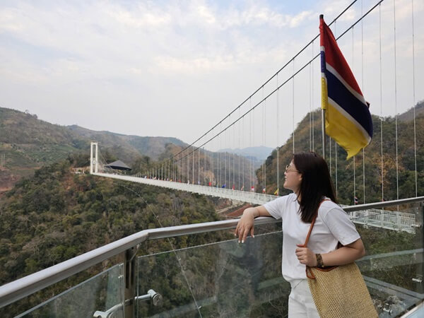 Cầu Kính Bạch Long Mộc Châu