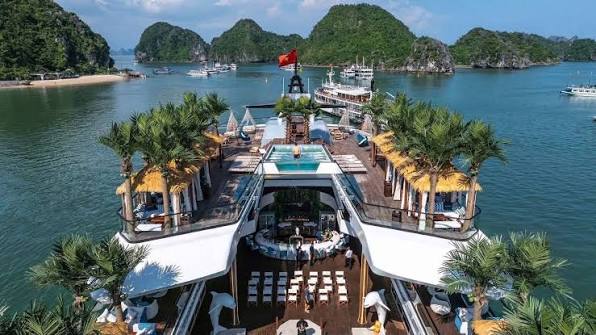 DU THUYỀN HALORA NOVA CRUISE
