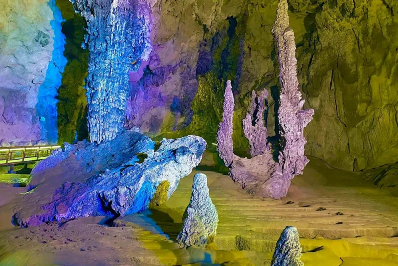 Động Ngườm Ngao
