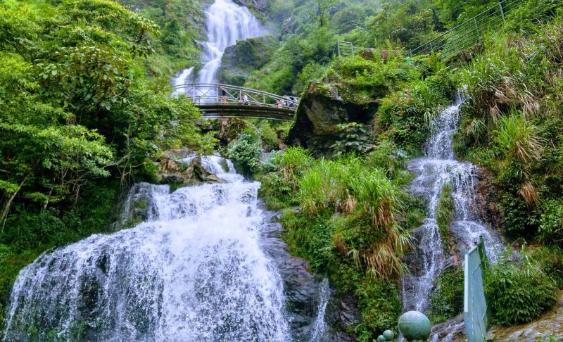 Thác Bạc sapa