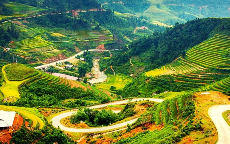 view núi hàm rồng 